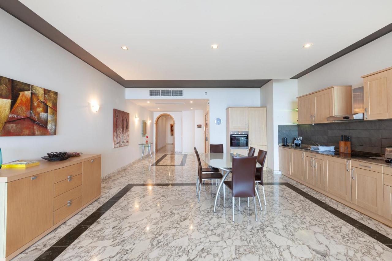 Spacious Seafront Apt With Living, Sofa, Wifi & Ac By 360 Estates Sliema Exterior photo