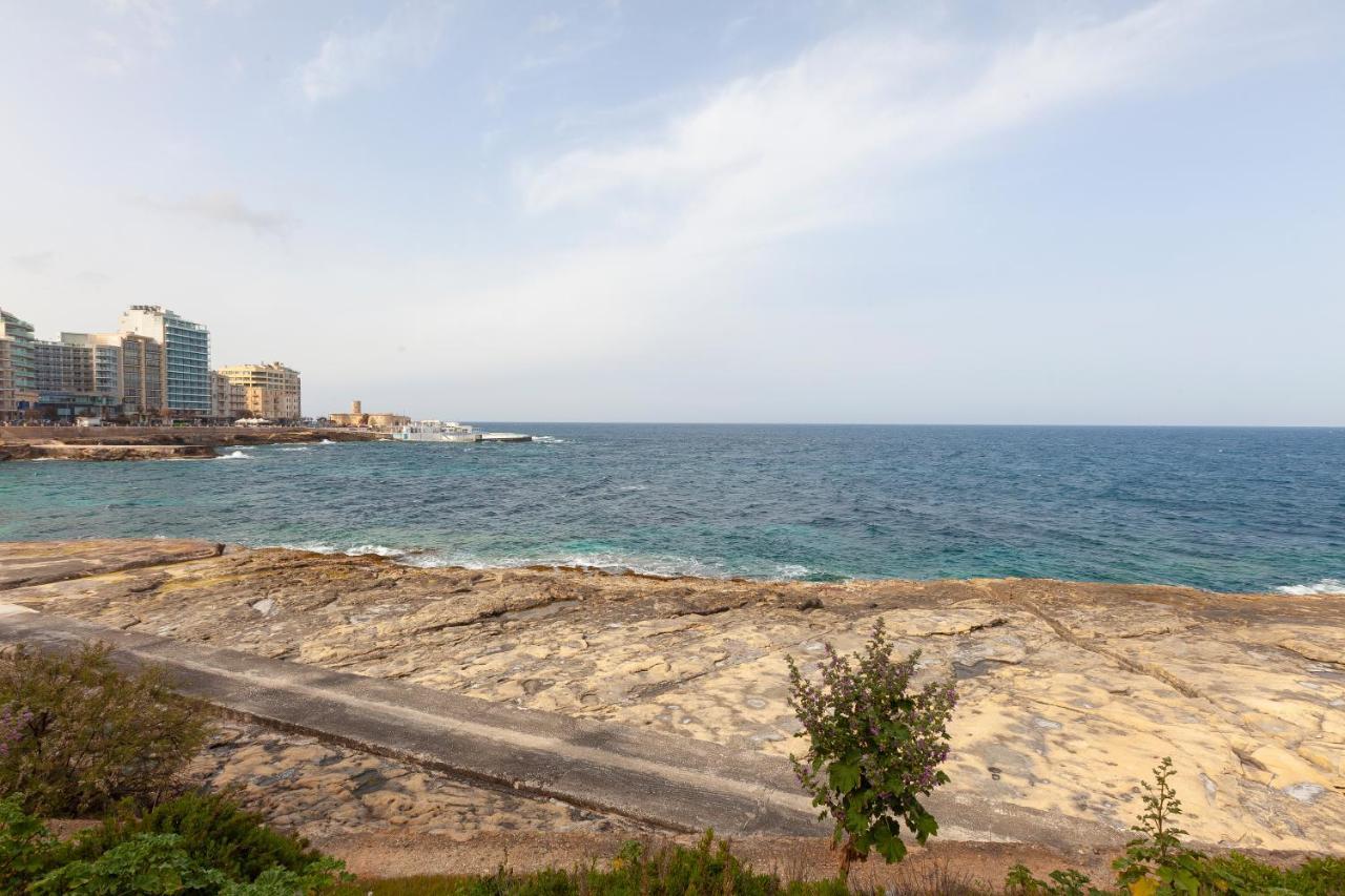 Spacious Seafront Apt With Living, Sofa, Wifi & Ac By 360 Estates Sliema Exterior photo