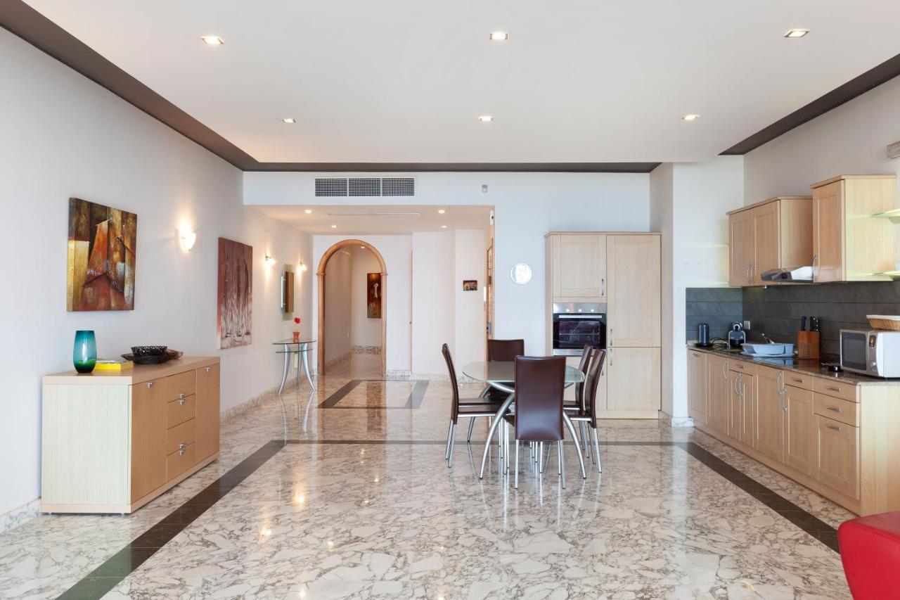 Spacious Seafront Apt With Living, Sofa, Wifi & Ac By 360 Estates Sliema Exterior photo